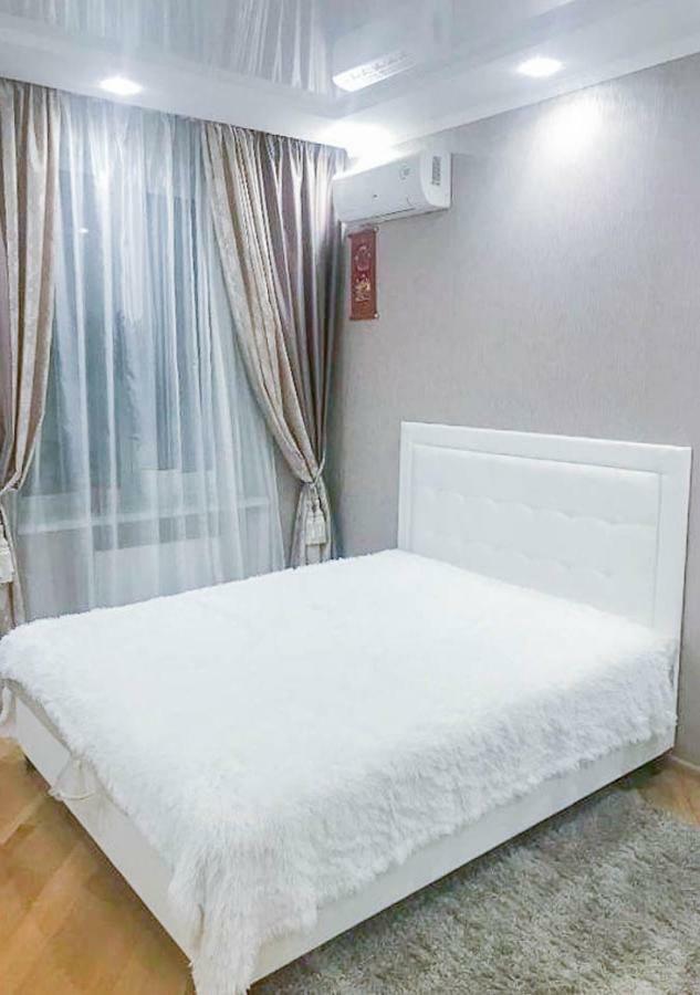 Rent-Kiev Apartment On Luxklavdievskaya Ngoại thất bức ảnh